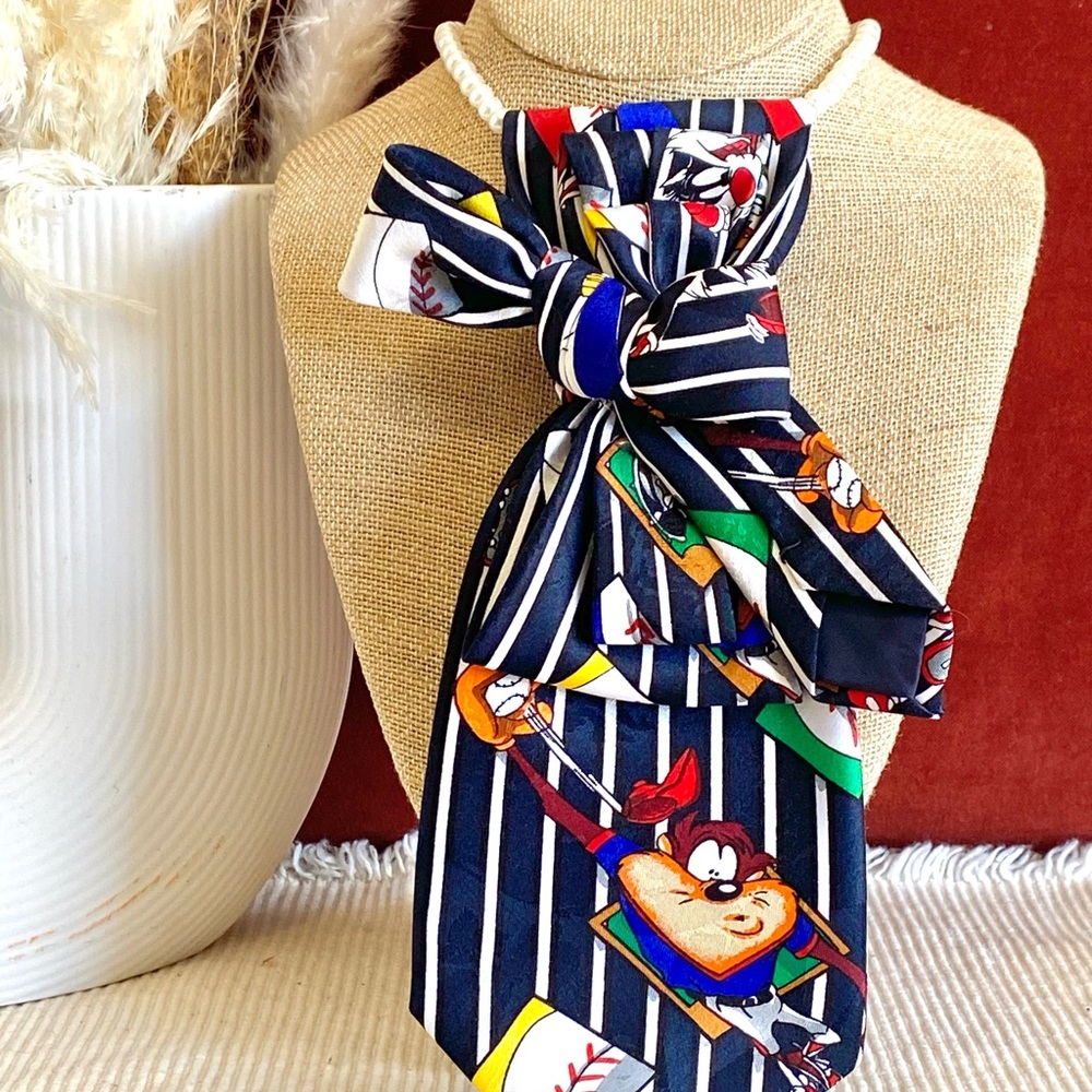 90’s Cartoon Character Tie
